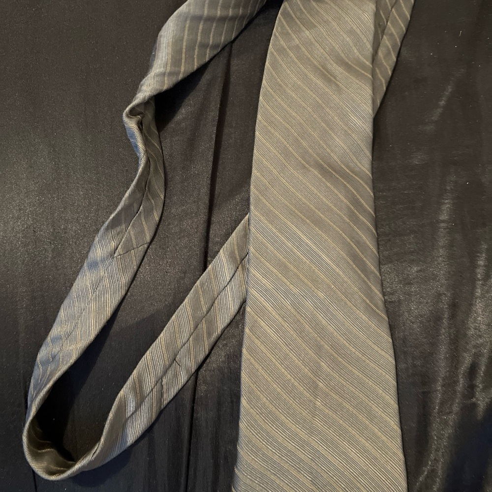 DKNY Gray Striped Men's Tie